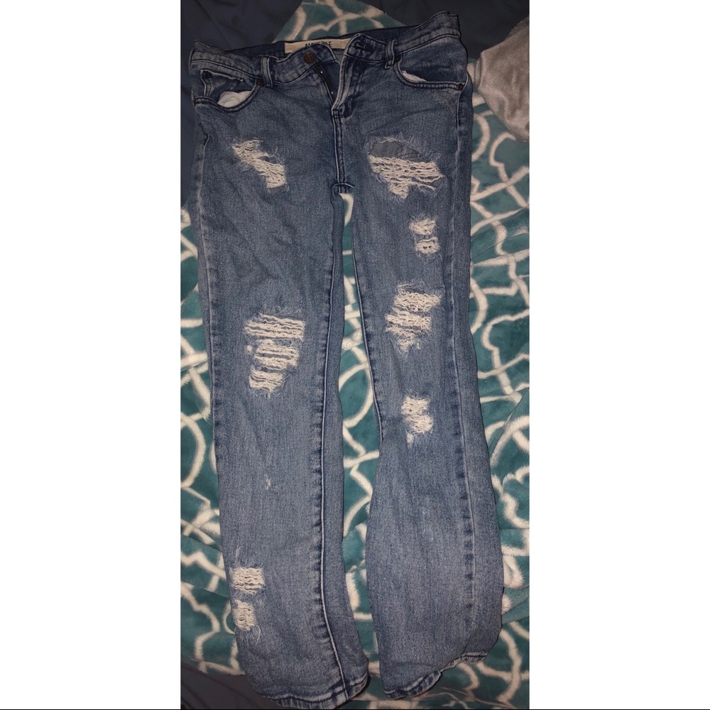 BM Distressed Boyfriend Jeans